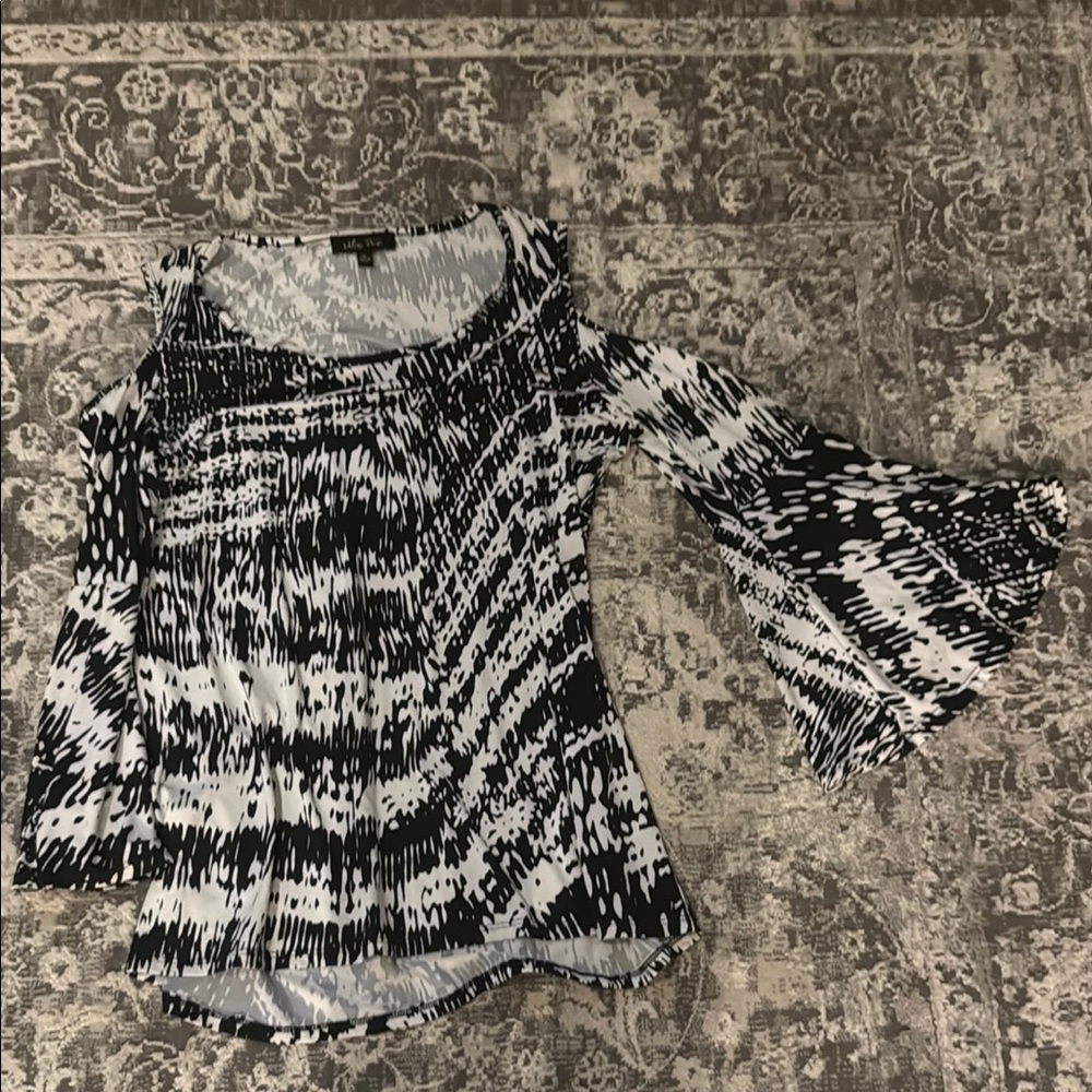 Black and White Cold Shoulder Blouse